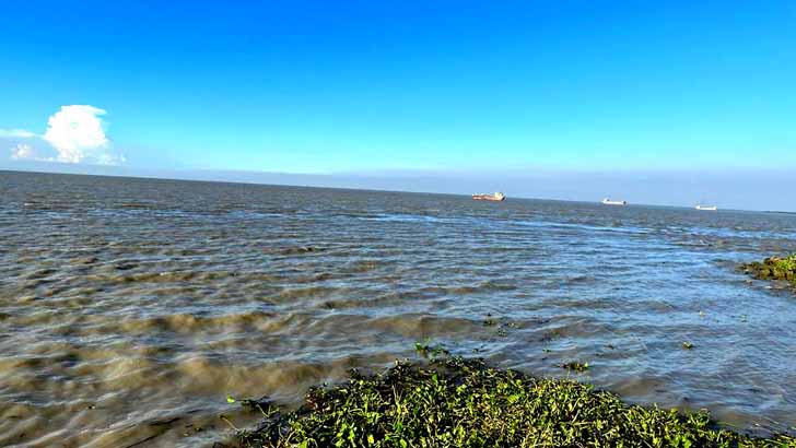 ফটো ক্যাপশন 6